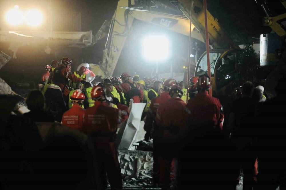 Sırbistan’da tren istasyonunda felaket! Can kaybı 11’e yükseldi