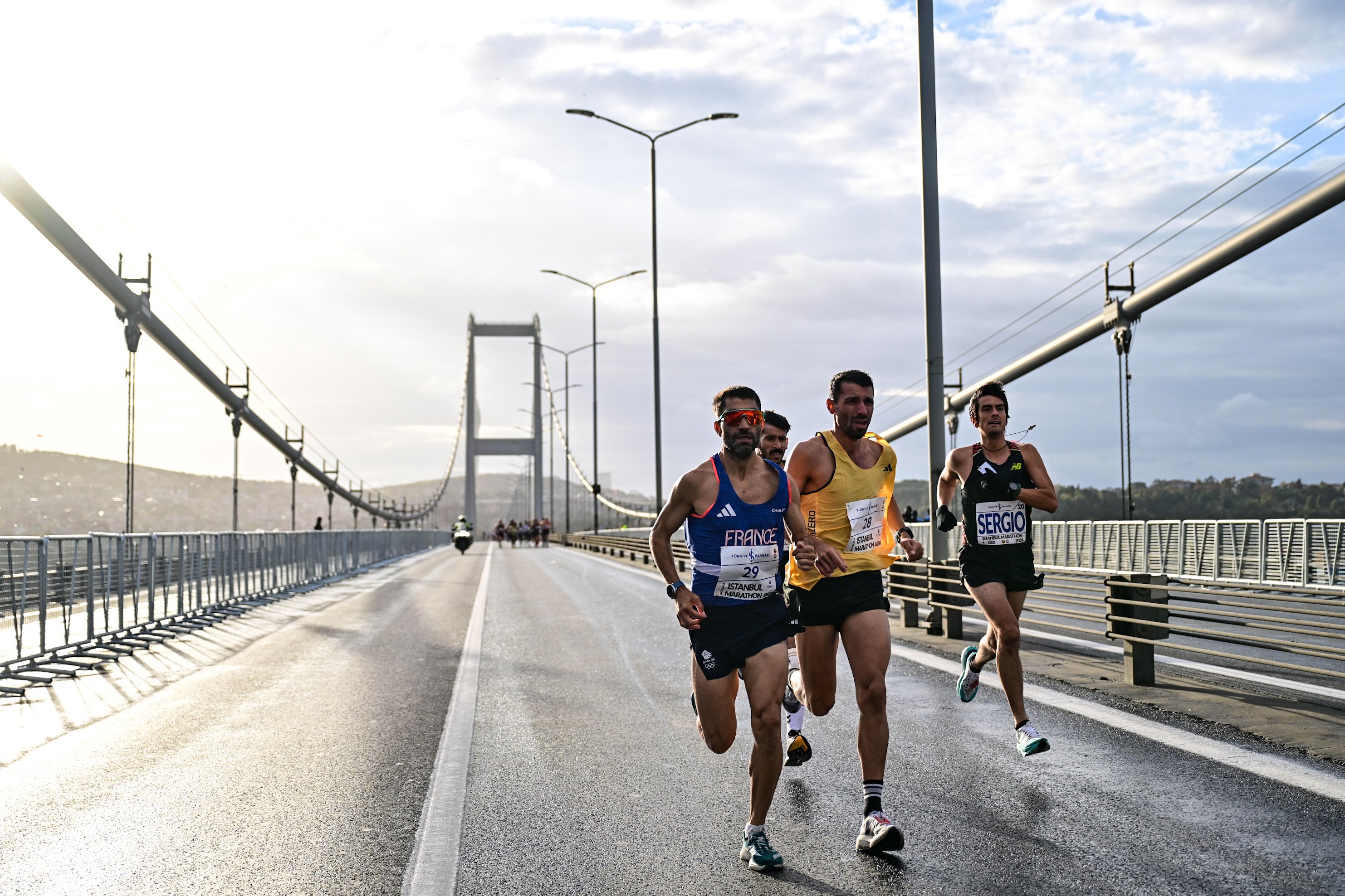 46-istanbul-maratonu-basladi-yenicag-13.jpg