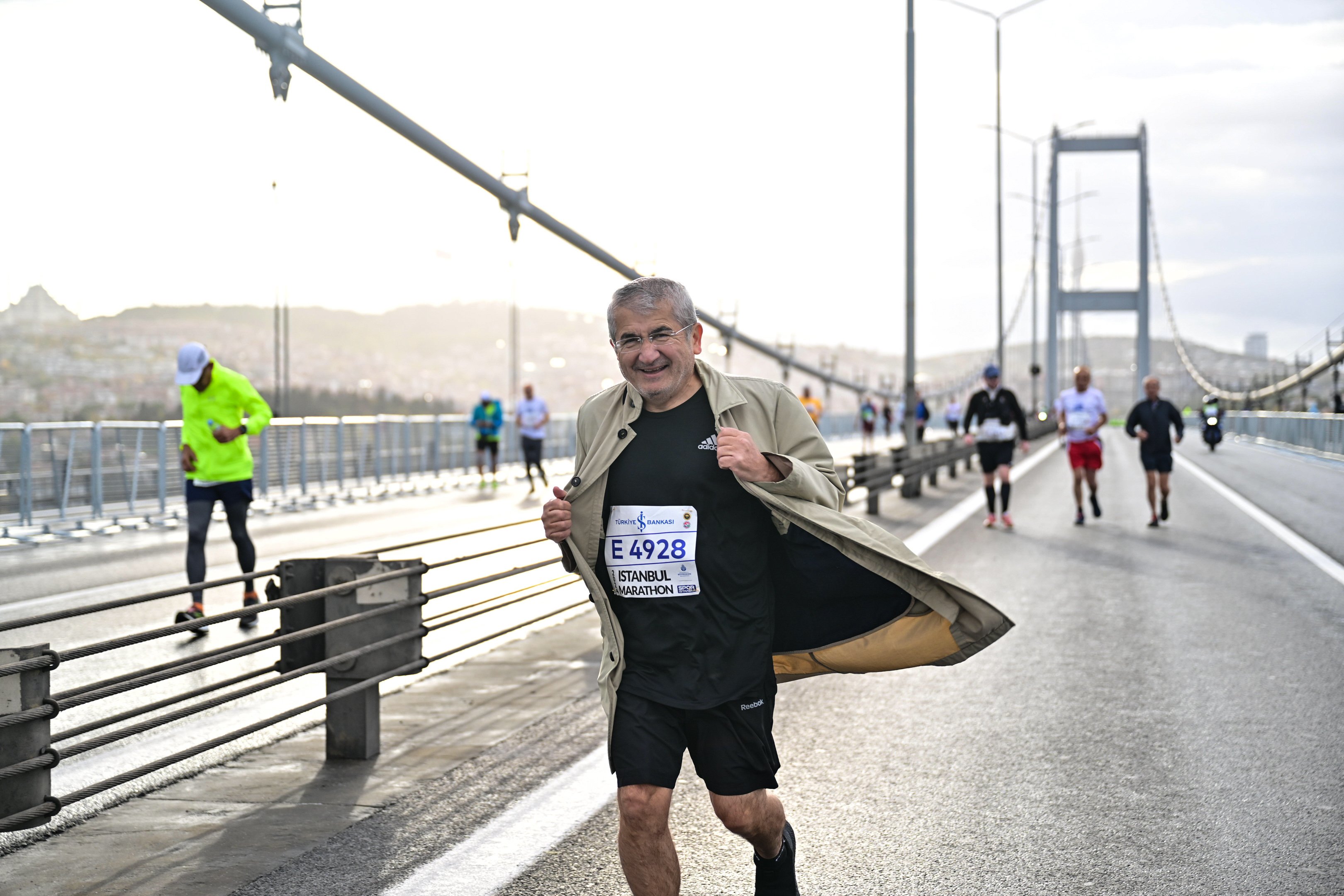 46-istanbul-maratonu-basladi-yenicag-21.jpg