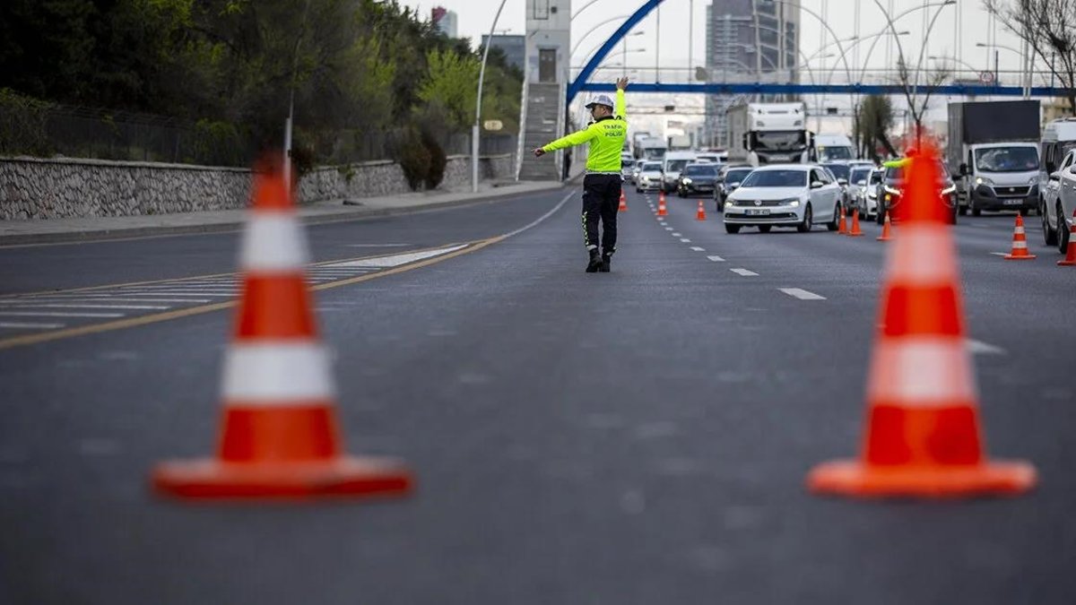 istanbulda-disari-cikacaklar-dikkat-bu-yollar-trafige-kapali-yenicag-1.jpeg