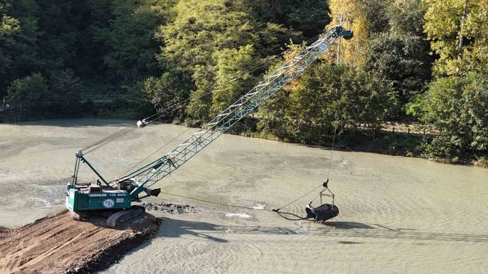 Sera Gölü’nü çamurdan temizlemek için yeni çalışma