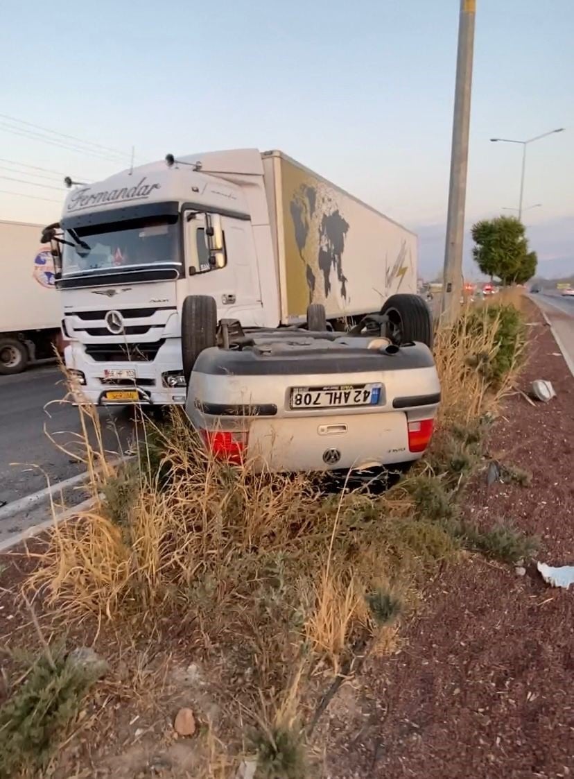 Konya’da 2 tır ve 1 otomobil çarpıştı