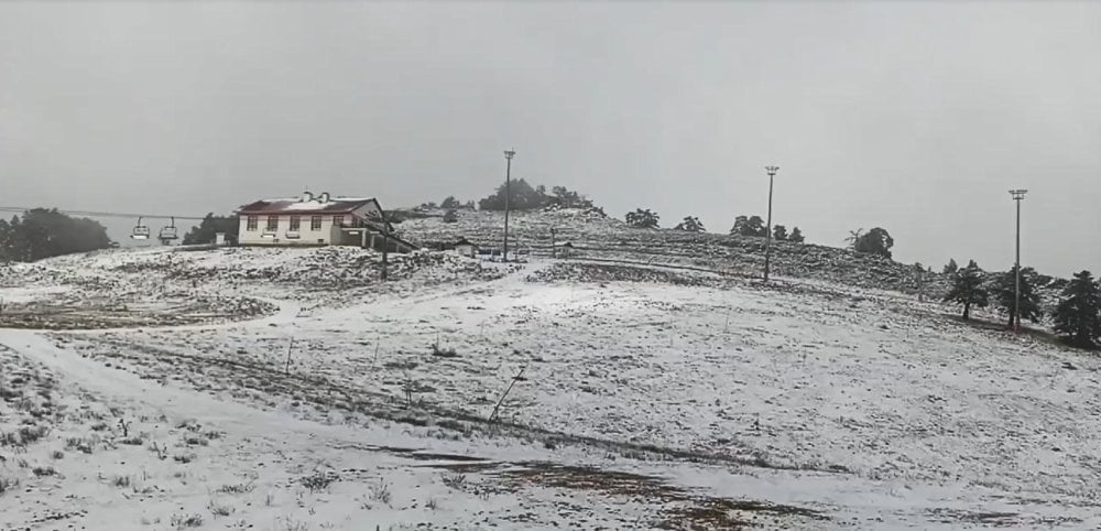 Keltepe kayak merkezi beyaza büründü!