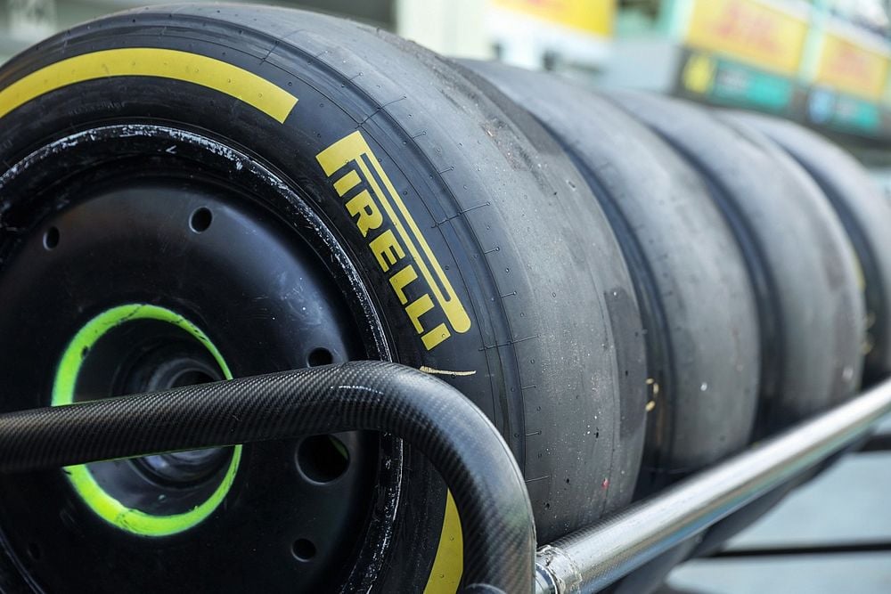 pirelli-tyres-1.jpg