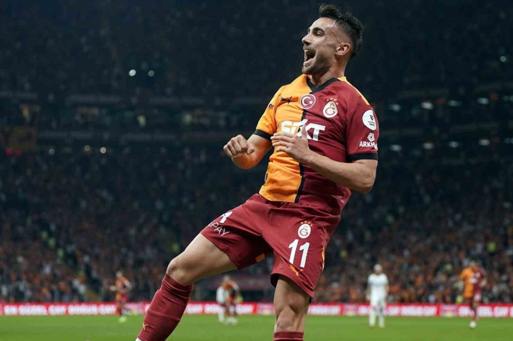 Galatasaray'ın genç yıldızı Yunus Akgün: "Kurduğum hayallerin başındayım"