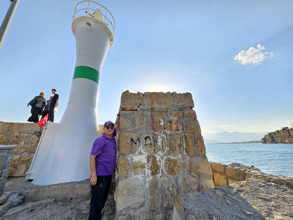 antalya-tarihi-kaleici-yat-limani-15-derece-egildi-her-gun-binlerce-turist-geciyor-yenicag-1.jpg