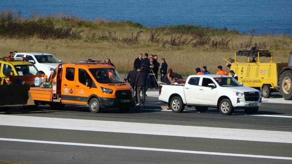 Trabzon Havalimanı uçuşlara kapatıldı