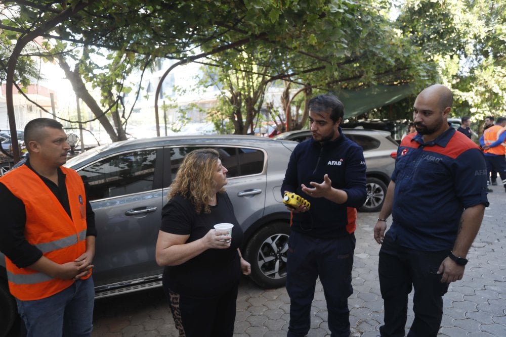 Antalya'daki patlama deprem etkisi yarattı