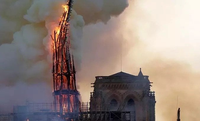 Bir ay sonra açılıyor: Notre Dame'da çanlar beş yıl aradan sonra ilk kez çaldı