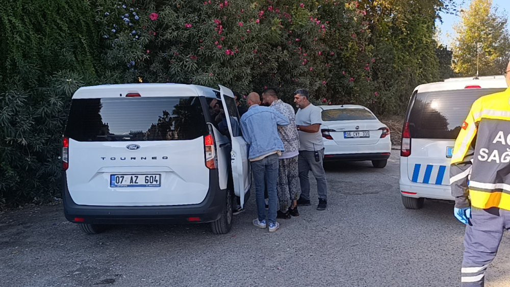 Beline kadar gelen buz gibi suya girip 45 dakika polise dert anlattı