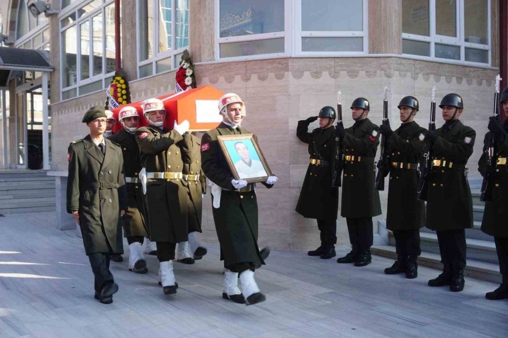 Edirne’de Kıbrıs gazisi törenle son yolculuğuna uğurlandı