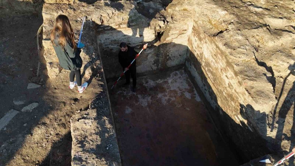 Düzce'deki Konuralp antik tiyatrosunda önemli bir bulguya rastlandı