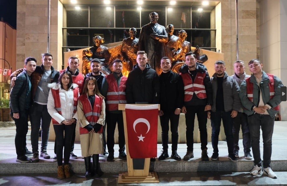 Giresun’da Ata'ya saygı nöbeti tutuldu