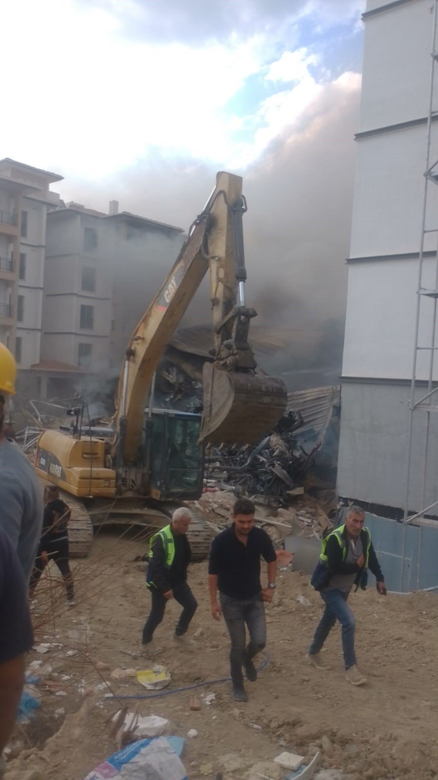 Hatay'da işçilerin kaldığı konteynerde yangın