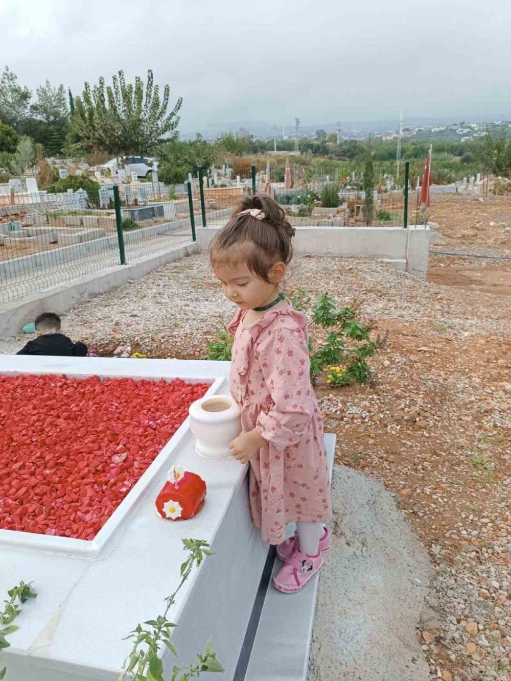 Şehit kızı Yağmur’a doğum günü sürprizi