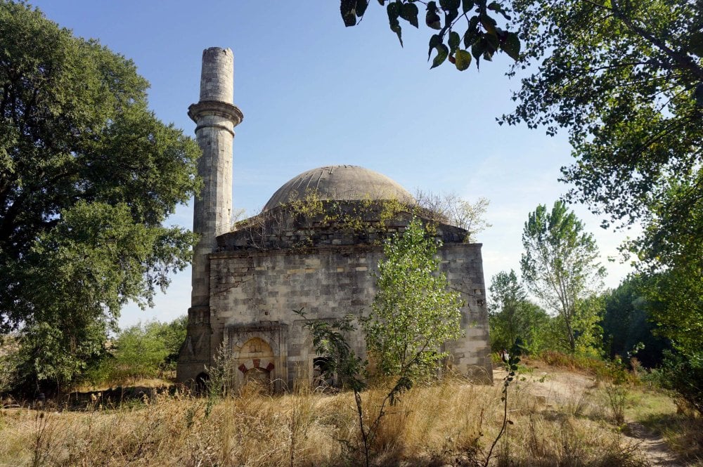 6 asırlık yalı camisi'nin restorasyonuna başlandı