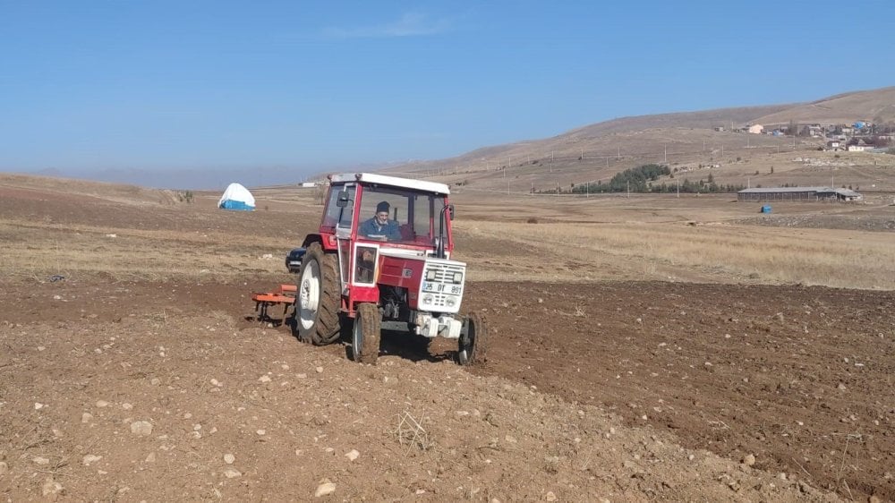 Erzurum'da tohum toprakla buluştu