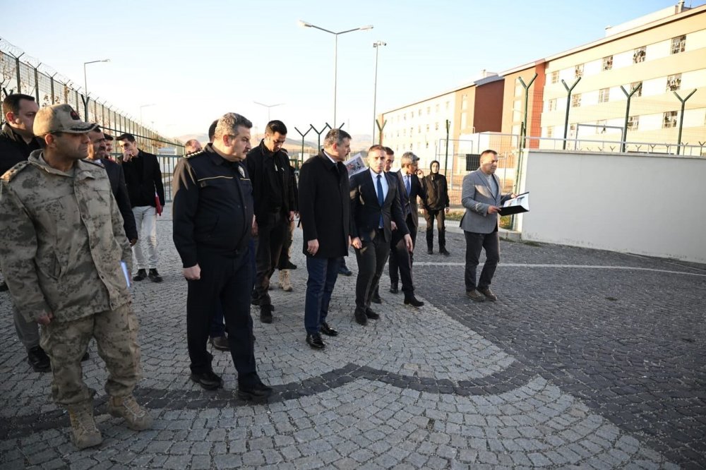 Erzurum'da 'göçle mücadele' zirvesi