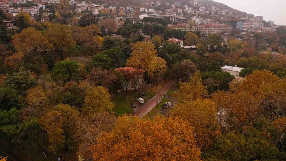 Bursa sonbaharı yaşıyor