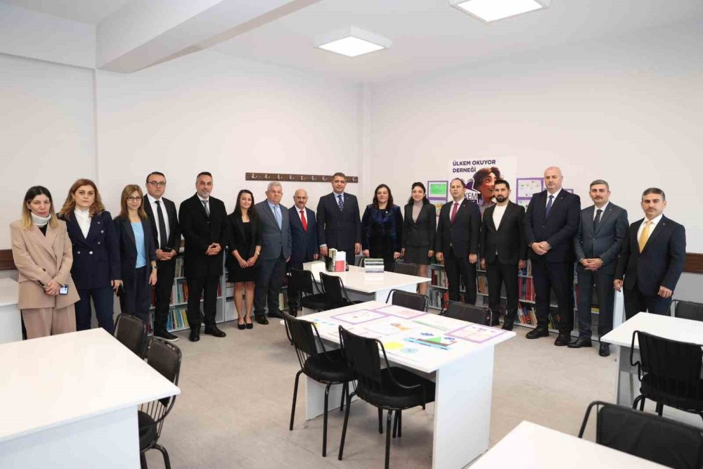 Düzce'de 12 Kasım Düzce Depremi anısına kütüphane açıldı