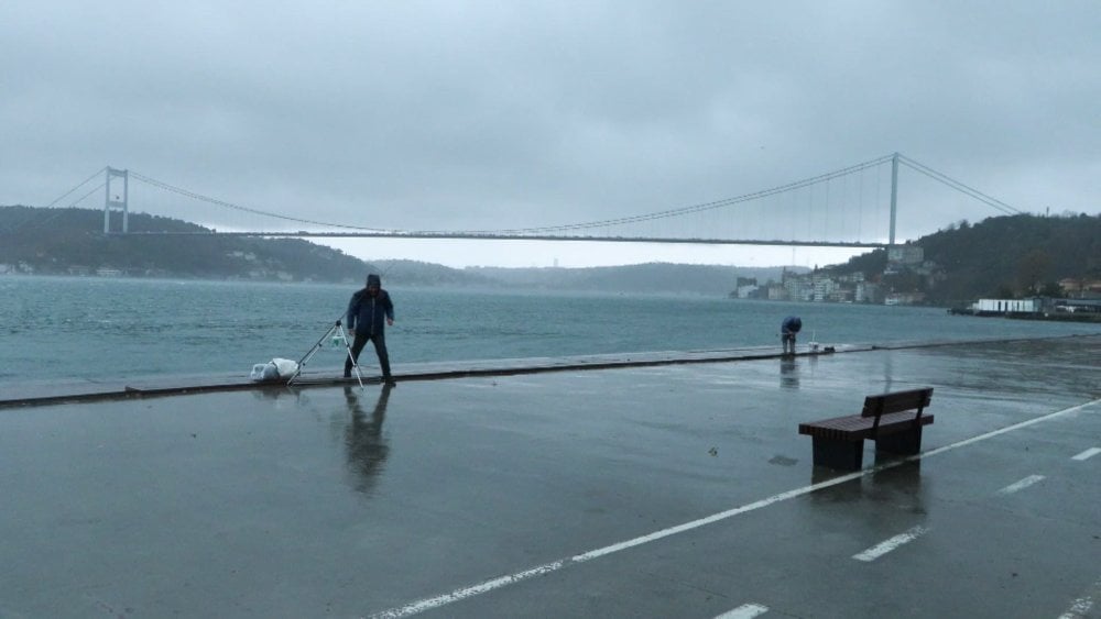 İstanbul'da sağanak yağış etkili oldu! Sürücüler de trafikte zorluk çekti