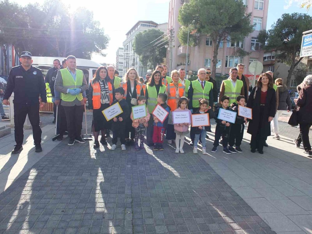 Balıkesir’de yere çöp atanlara ceza