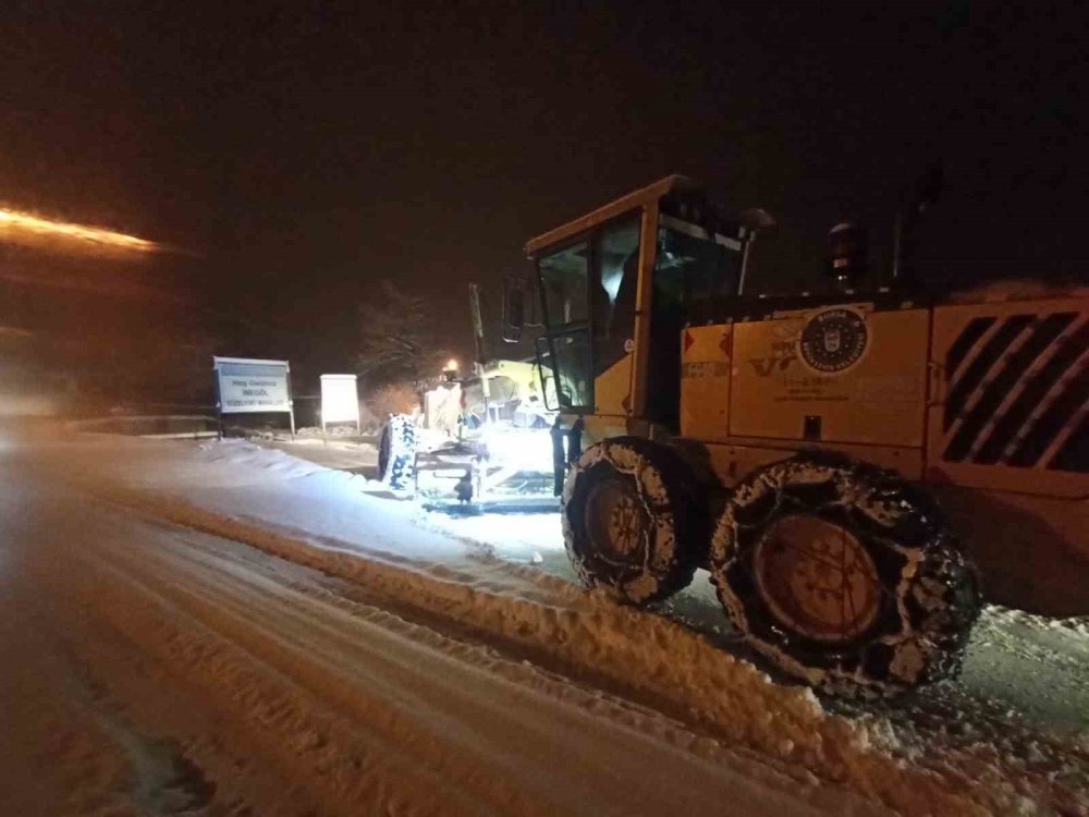 Bursa'da 169 mahalle yolu ulaşıma açıldı