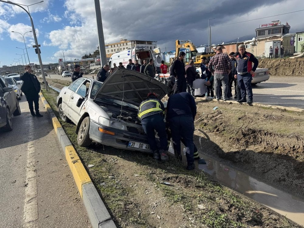 Hatay’da trafik kazası: 5 kişi yaralandı