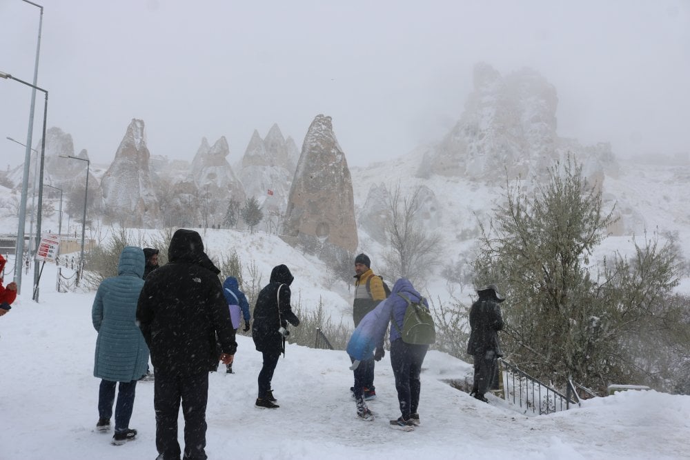 Kapadokya'da "beyaz" şölen