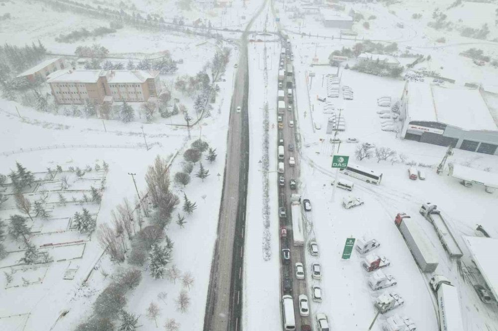 Nevşehir -Aksaray karayolu ulaşıma kapandı