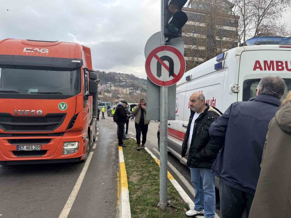 Zonguldak'ta TIR’ın çarptığı yaşlı adam yaralandı