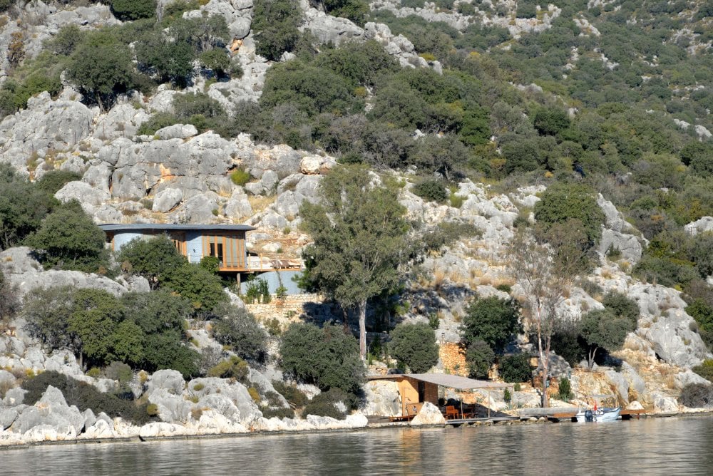 İngiliz’in Antalya’ya yaptığı kaçak villa hakkında karar