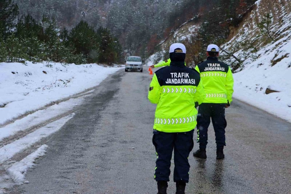 Sinop’ta sürücülere güvenli sürüş bilgilendirmesi yapıldı