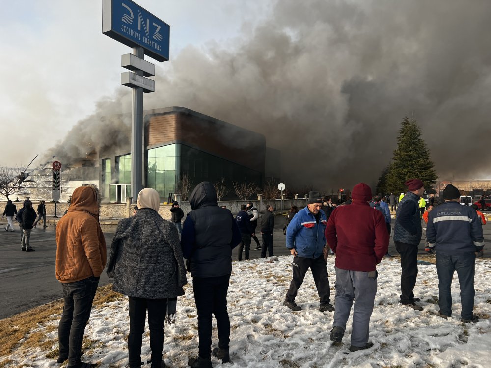 Kayseri'de yangın: 2 işçi hayatını kaybetti