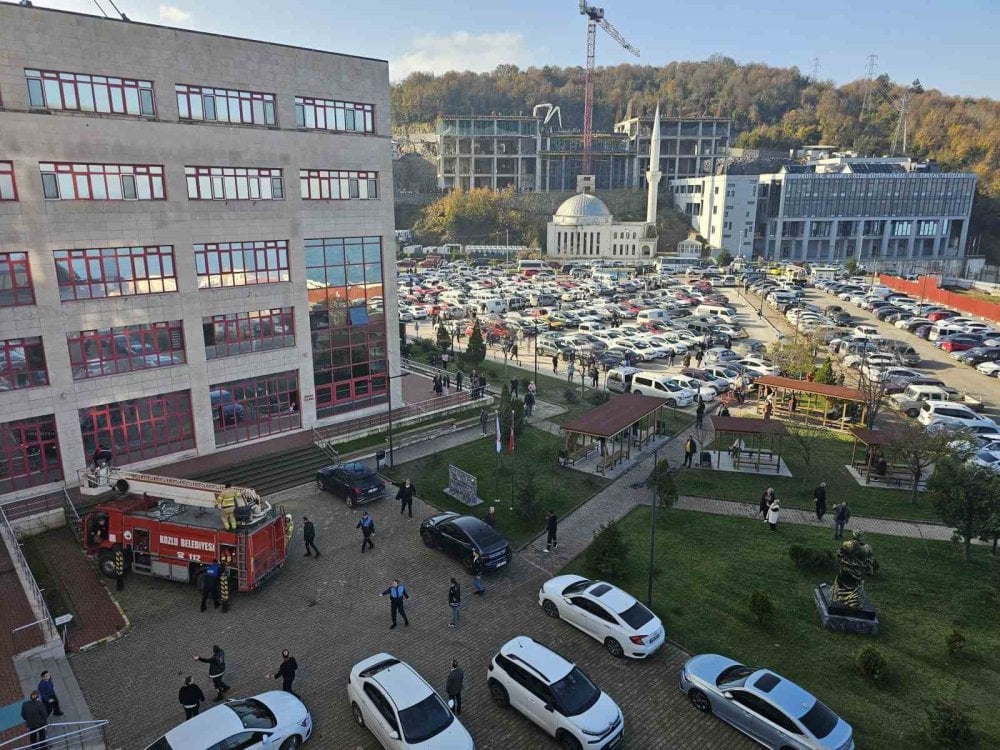 Zonguldak Bülent Ecevit Üniversitesi Hastanesi'nde yangın paniği