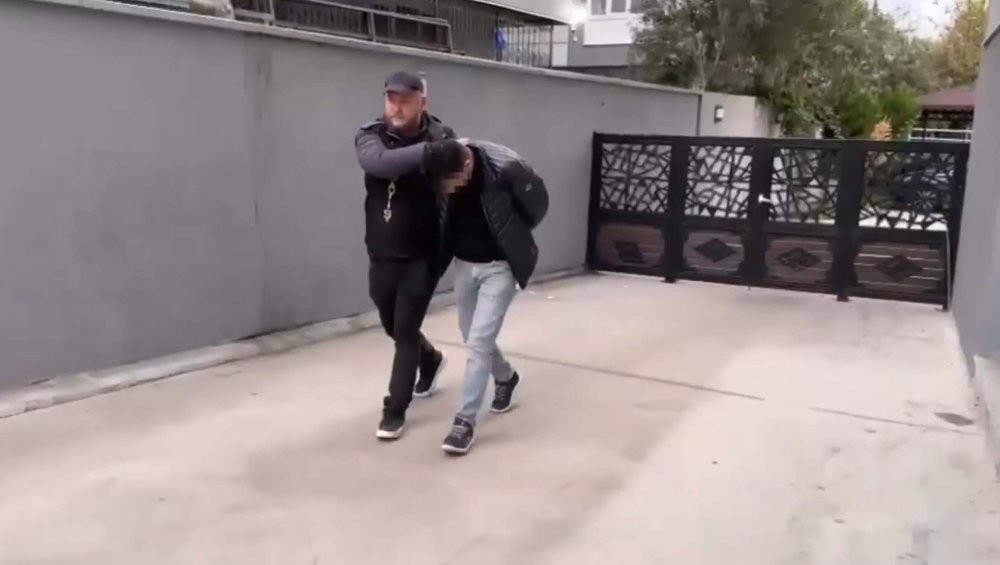 İzmir'deki eş zamanlı asayiş operasyonunda 110 kişi yakalandı