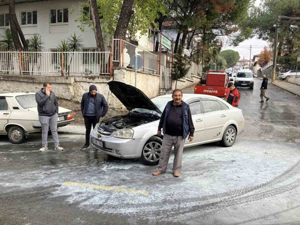 Yatağan’da araç yangını korkuttu