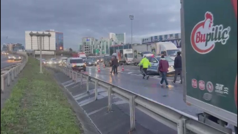 Bağcılar’da zincirleme kaza