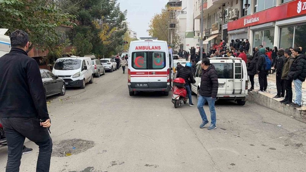 Batman’da iki aile arasında taşlı sopalı kavga çıktı! 3 kişi yaralandı