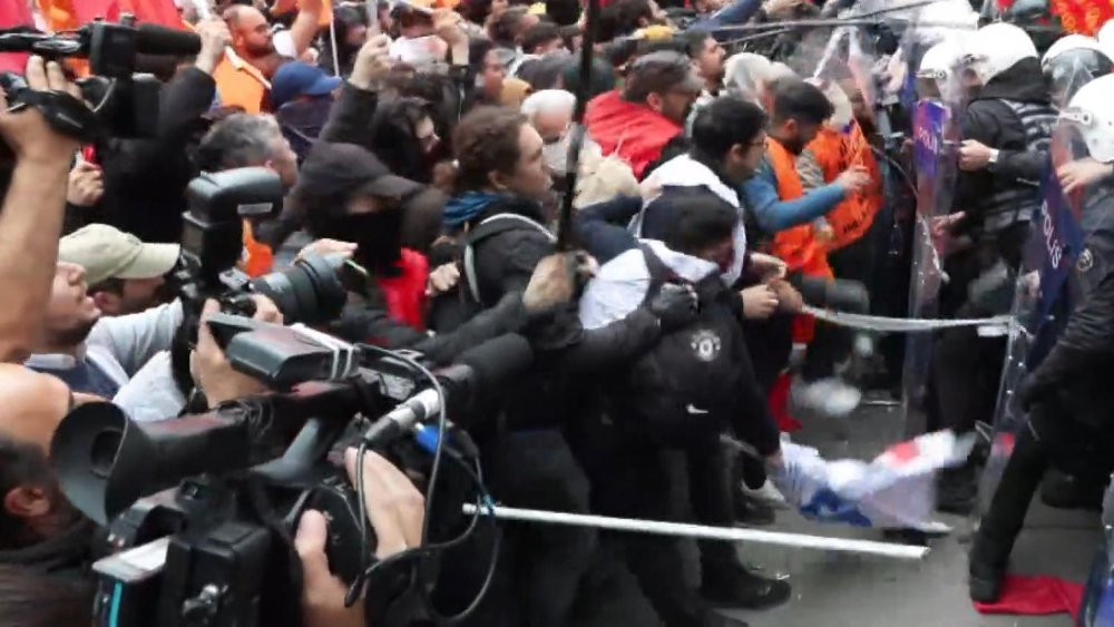 1 Mayıs'ta terör örgütü propagandası davasında yeni gelişme