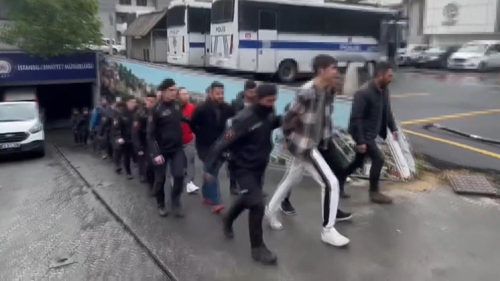 1 Mayıs'ta terör örgütü propagandası davasında yeni gelişme