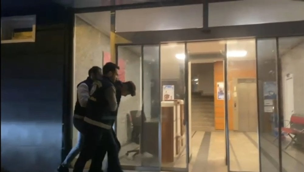 Maltepe’de sokak torbacılarına operasyon: 2 kişi yakalandı