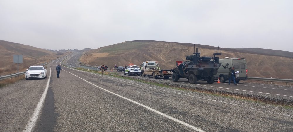 Diyarbakır’da görünmez kaza: TIR’dan fırlayan lastik, otomobildeki yolcuyu öldürdü