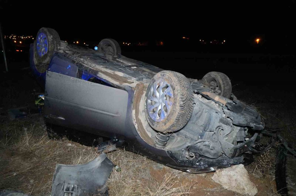 Takla atan aracın sürücü kayboldu