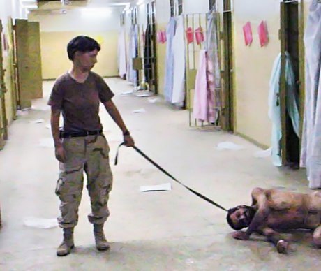 abu-ghraib-leash-001.jpg