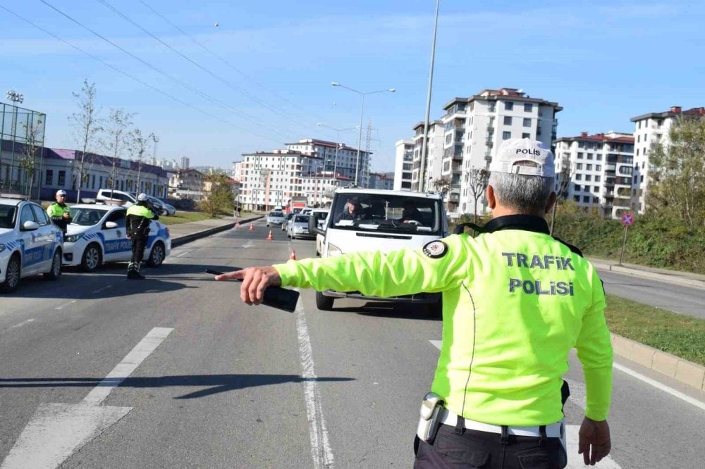 Ordu’da bir haftada 16 binden fazla araç ve sürücüsü denetlendi