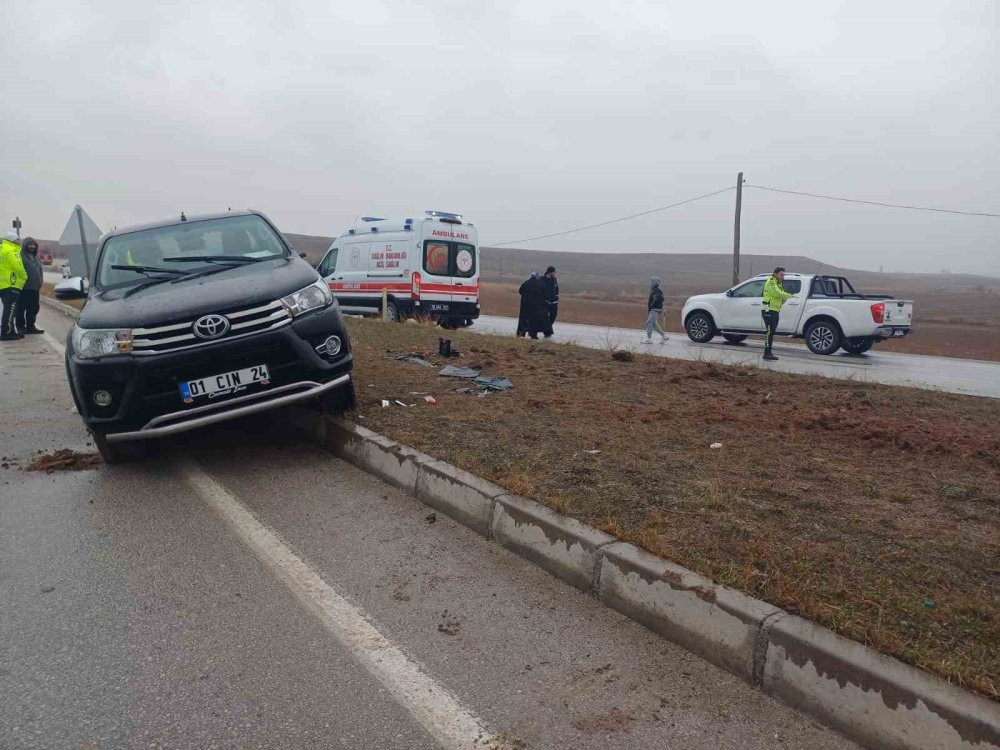 Çorum’da feci kaza: Refüje çarpıp takla attı. 5 kişi yaralandı