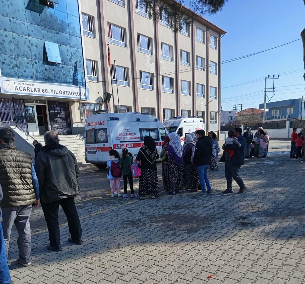 Aydın'da 45 öğrenci gıda zehirlenmesi şüphesiyle hastaneye kaldırıldı