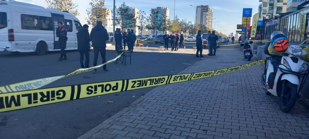 Diyarbakır’da iki grup arasında silahlı kavga: Yaralılar var