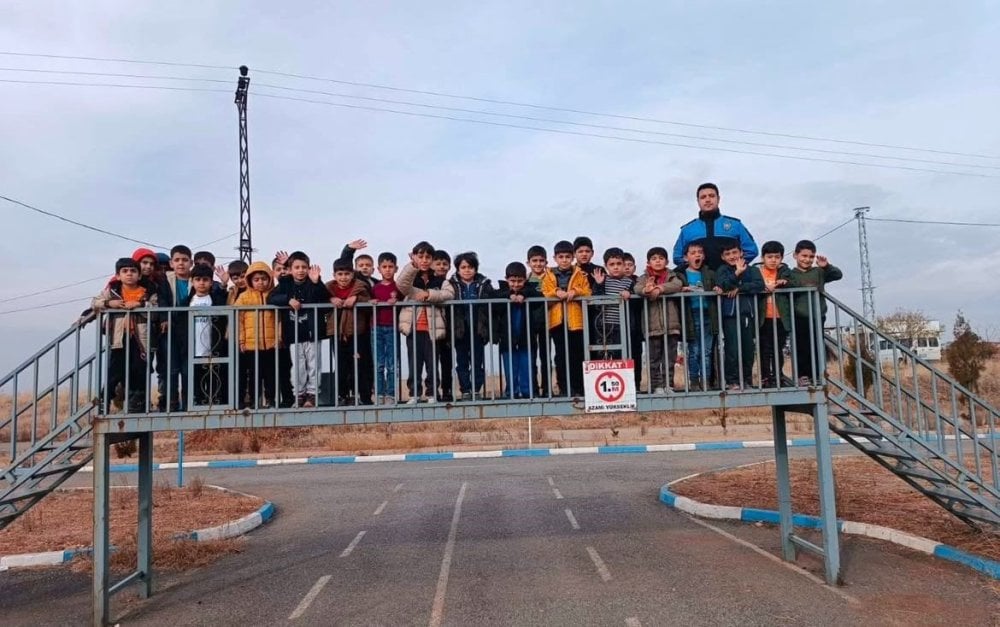 200 öğrenciye uygulamalı trafik eğitimi verildi